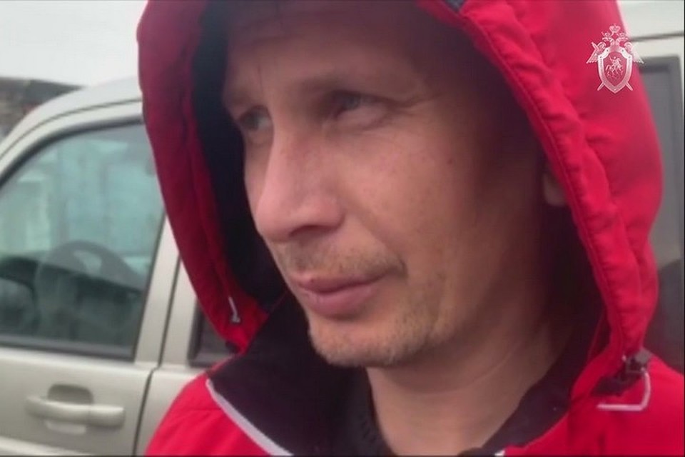 Дело красноярского слесаря, убившего свою учительницу физкультуры, передали в суд. Стоп-кадр видео