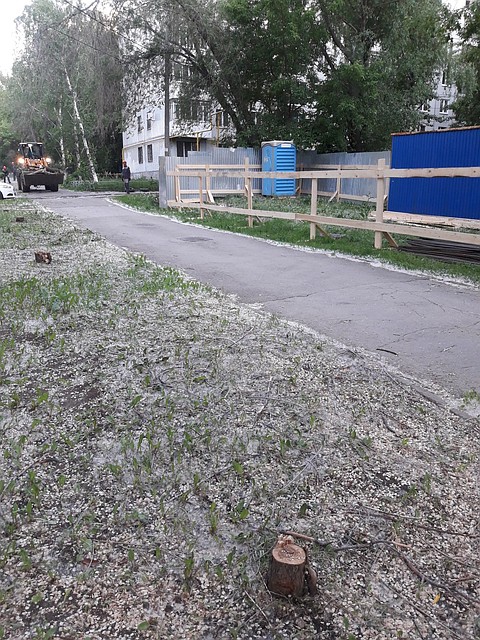 На данном участке будут вестись работы коммунальщиков ФОТО: twitter.com/0fol0aTF8dnfBtj