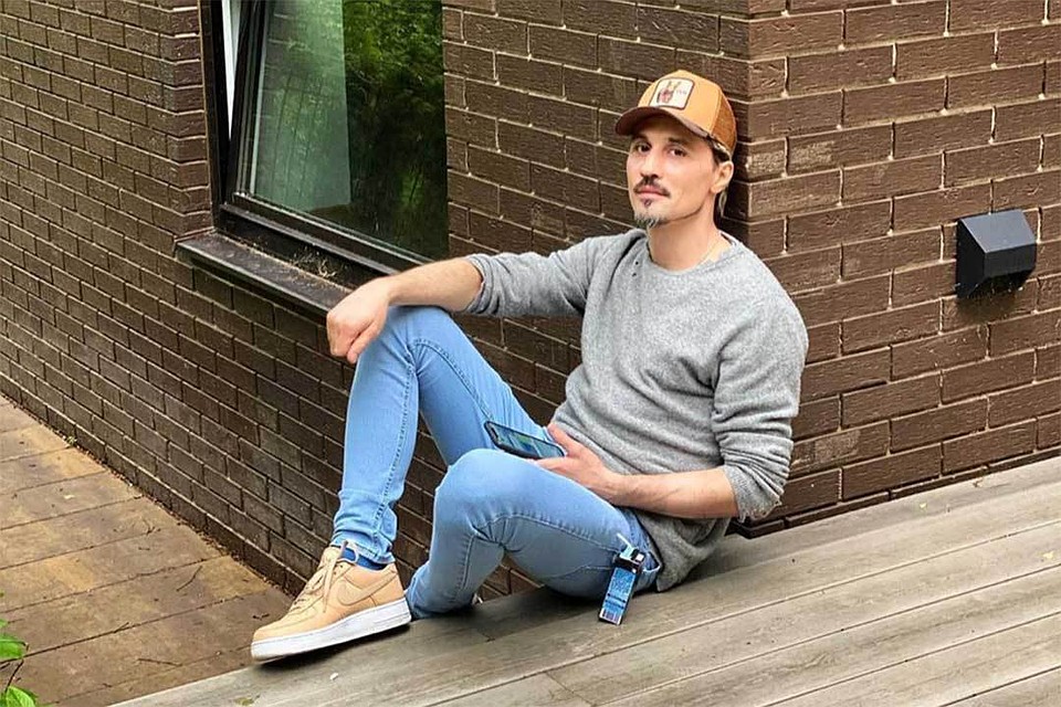 Дима Билан продает особняк.