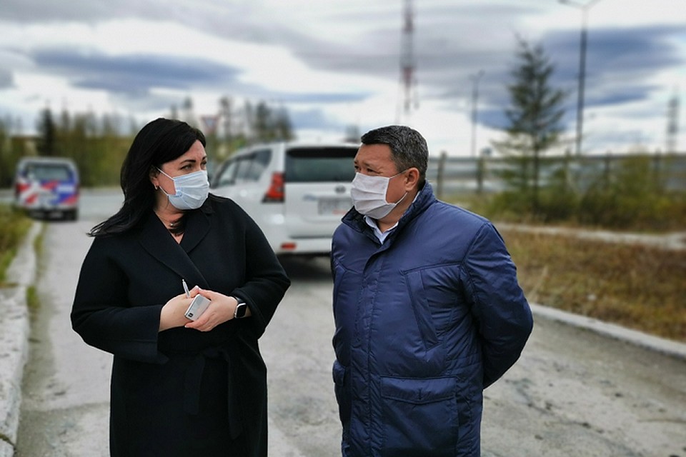 Глава Лабытнанги рассказала о планах благоустройства города спикеру Заксобрания Фото: lbt.yanao.ru