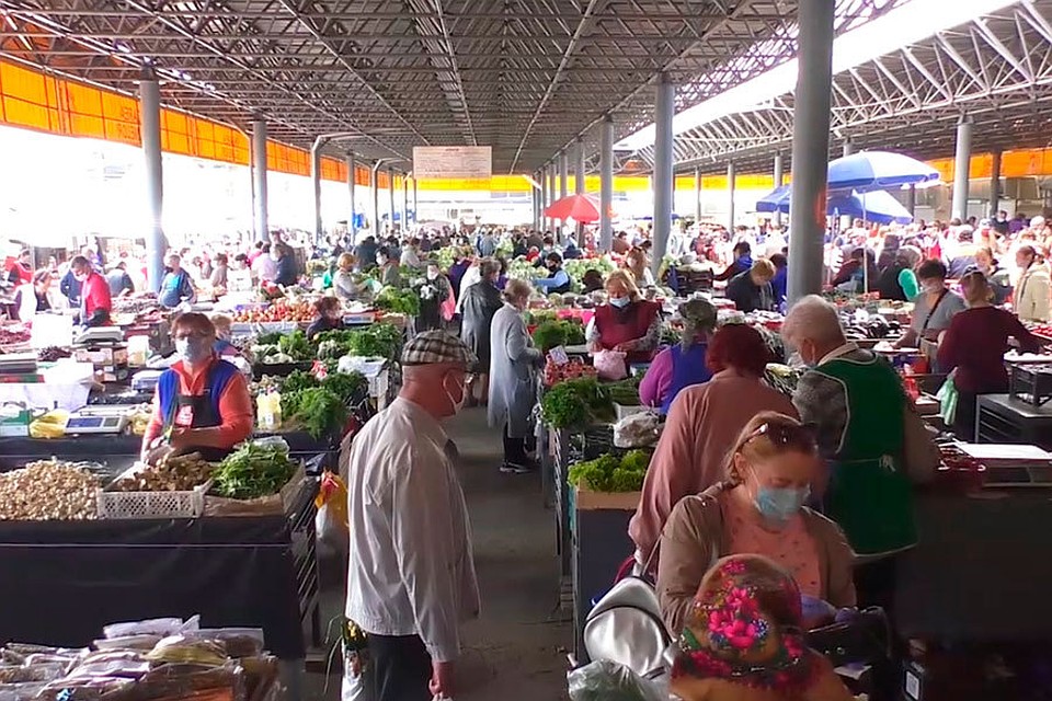 Если продавцы и покупатели не будут соблюдать правила, рынки в Кишиневе могут закрыть. Фото: ionceban.md