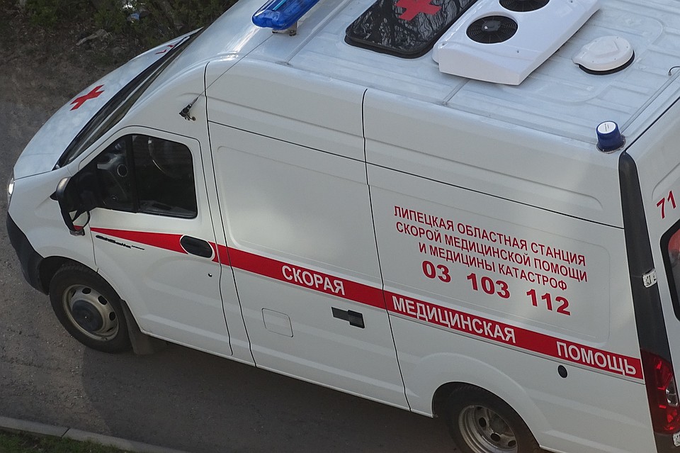 Мопедист и пешеход получили травмы под Липецком