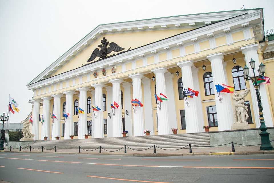 Компанию «ФосАгро» и Санкт-Петербургский горный университет связывают давняя дружба и сотрудничество. Фото: vk.com/spmi1773