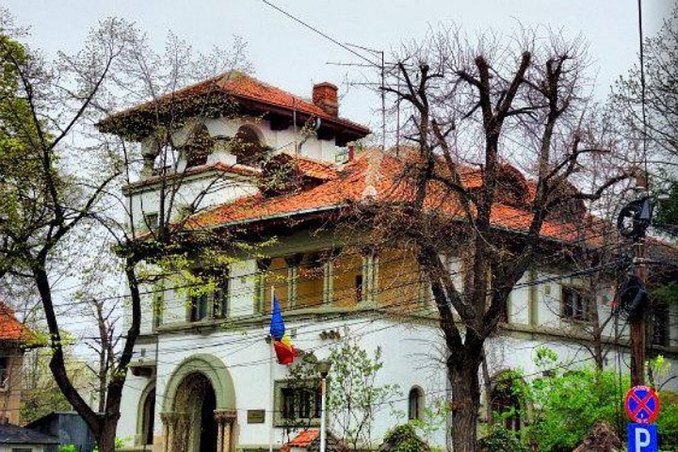 Здание дипмиссии Респубилки Молдова в Румынии. Фото InfoPrut
