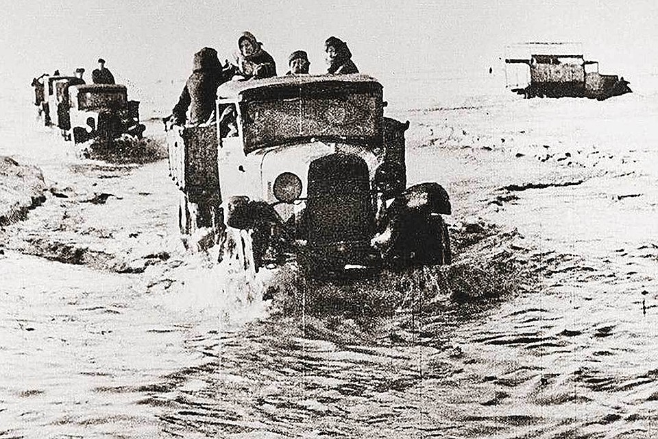 Вода - первейшая ценность. Мы без нее не победили бы. Фото: Mary Evans Picture Library/ALEXA/ТАСС