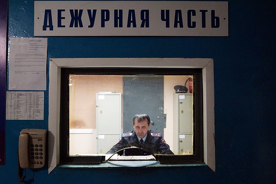 Но даже если полицейского и мужа погибшей накажут по всей строгости закона, вернуть человеческую жизнь никому не под силу