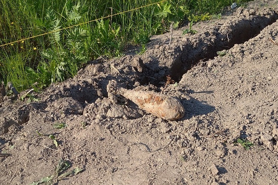 В поселке Александровская Пушкинского района нашли мину. Фото: vk.com/spb_today