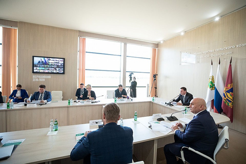 Выставка «Всероссийский день поля - 2020» завершила свою работу: крупнейший агрофорум страны проходил с 9 по 11 июля в Брянской области.