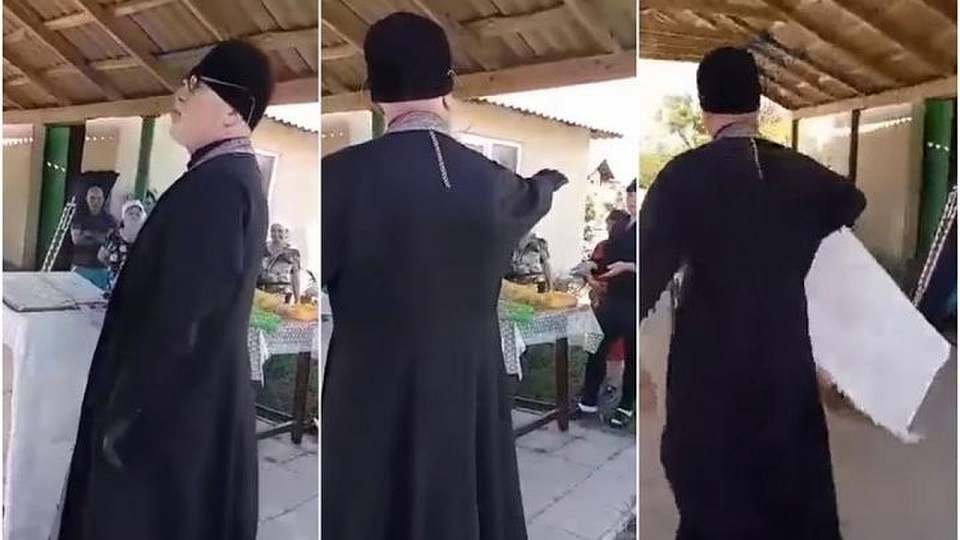 Священника из Пятры после скандала на похоронах лишили духовного сана.