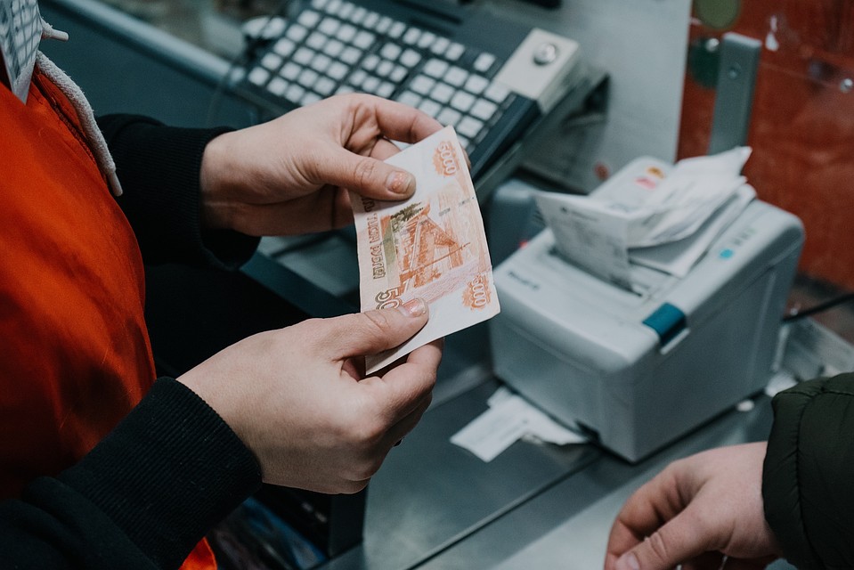 В Орловской области обнаружили 37 фальшивых купюр разного номинала