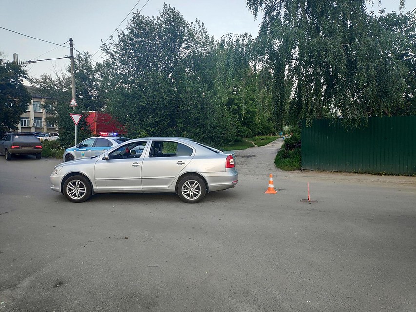 В Орле женщина на велосипеде не разминулась со«Шкодой». Фото Госавтоинспекции Орловской области