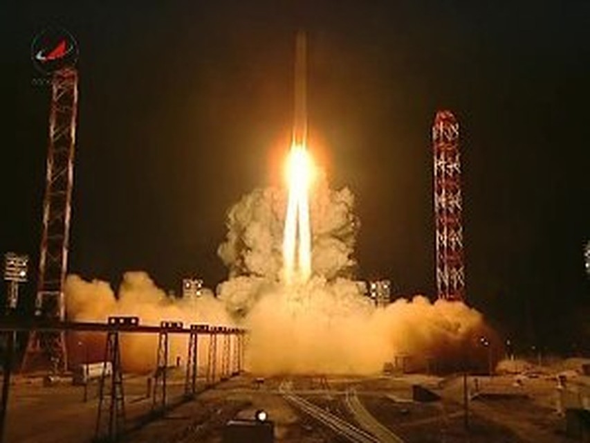 Шансы установить связь с «Фобосом» тают с каждым часом