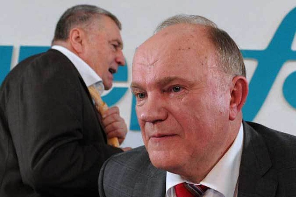 Вождь ЛДПР заступился за главного коммуниста и отчитал блогера-депутата