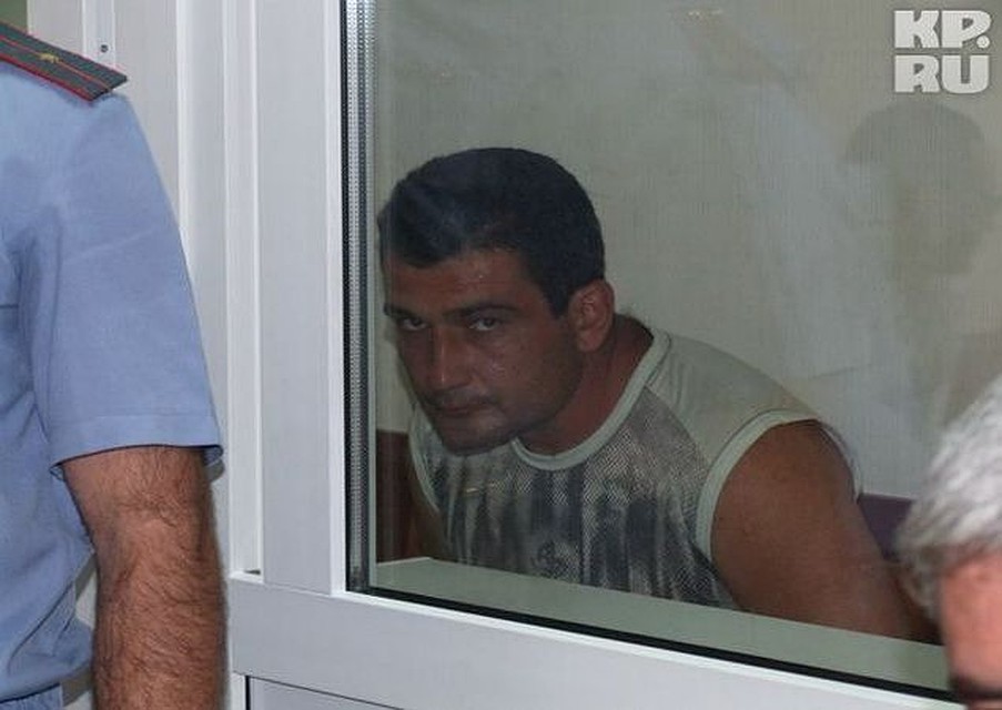 Владимир Амбарцумов был взят под стражу сразу же, как анализ ДНК подтвердил его причастность к происшествию.