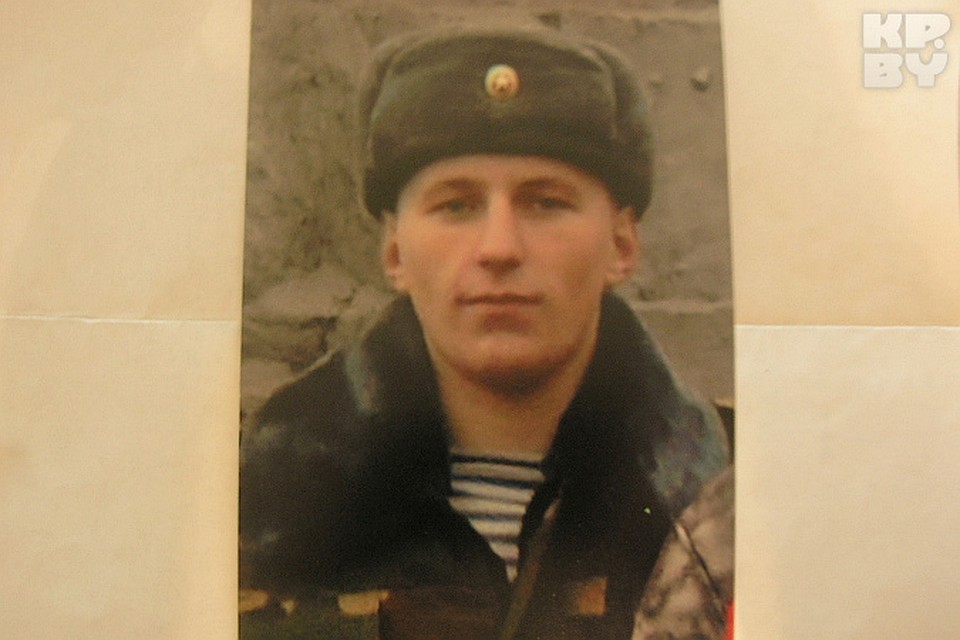 Саша прыгал от радости, получив повестку в ВДВ