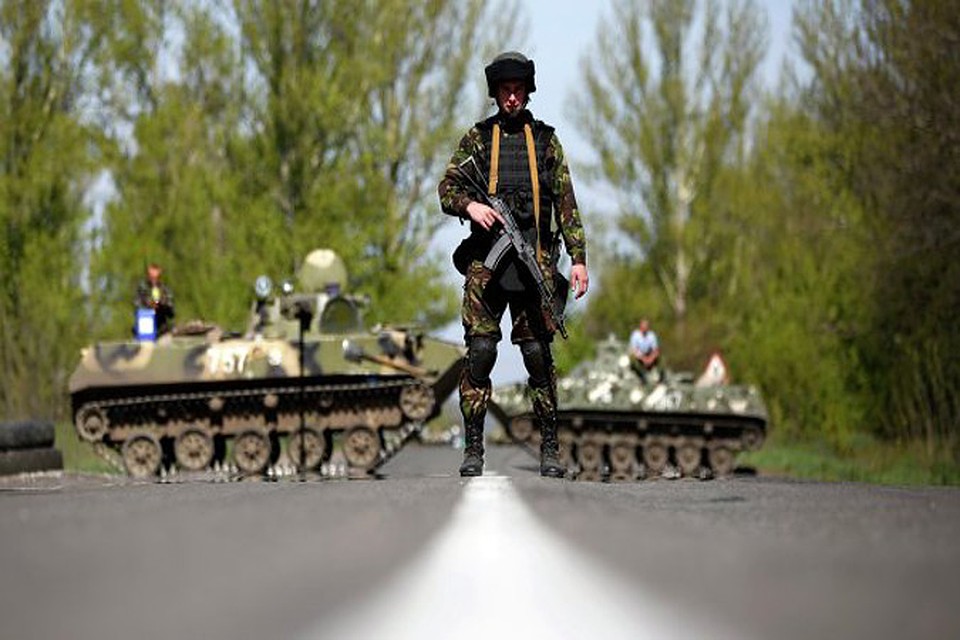 Снаряд попал в купол церкви в Славянске, погибла девочка
