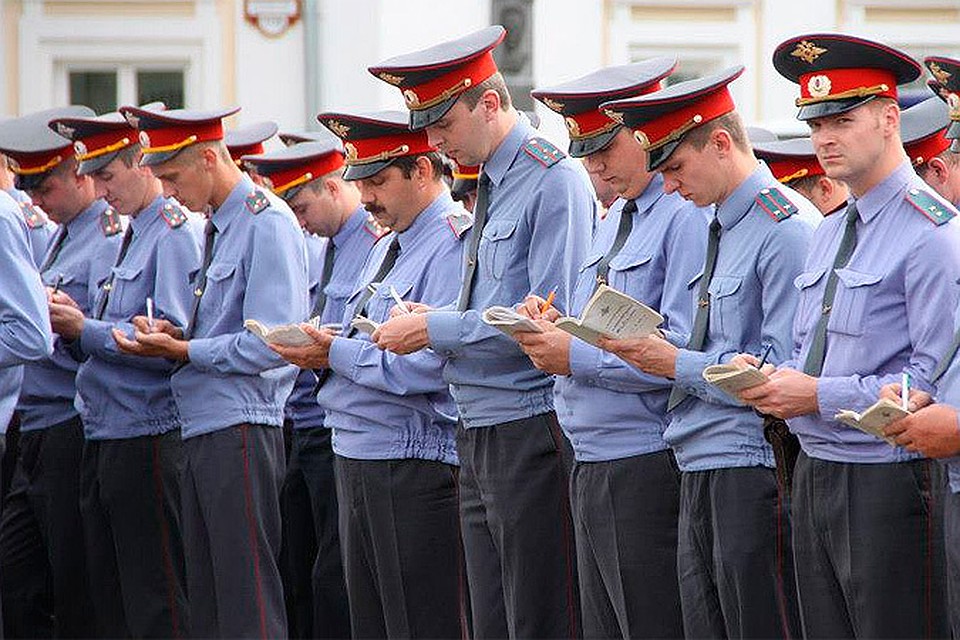 В социальных сетях появились слухи о десятках нападений на дачников -автолюбителей