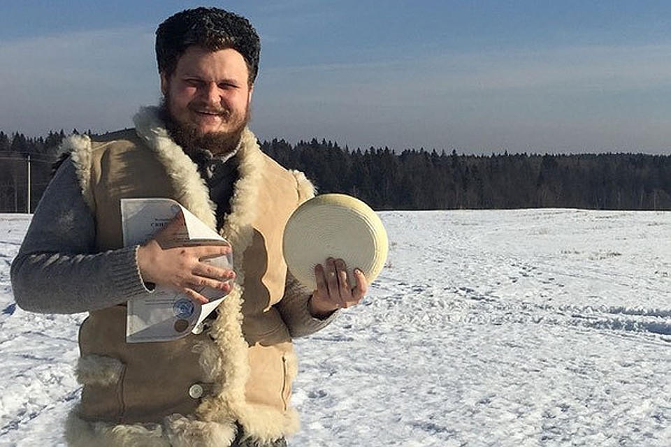 Запрет на ввоз в Россию ряда иностранных продуктов, подтолкнули московского компьютерщика Олега Сироту на необычный эксперимент. Фото: личный архив.