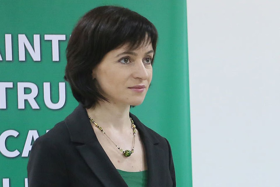 Недавно Майя Санду заявила, что не держится за свое кресло и готова подать в отставку.