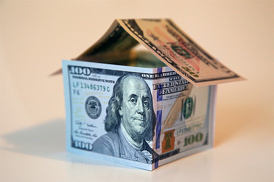 Не очень позитивные новости из США давят на курс доллара