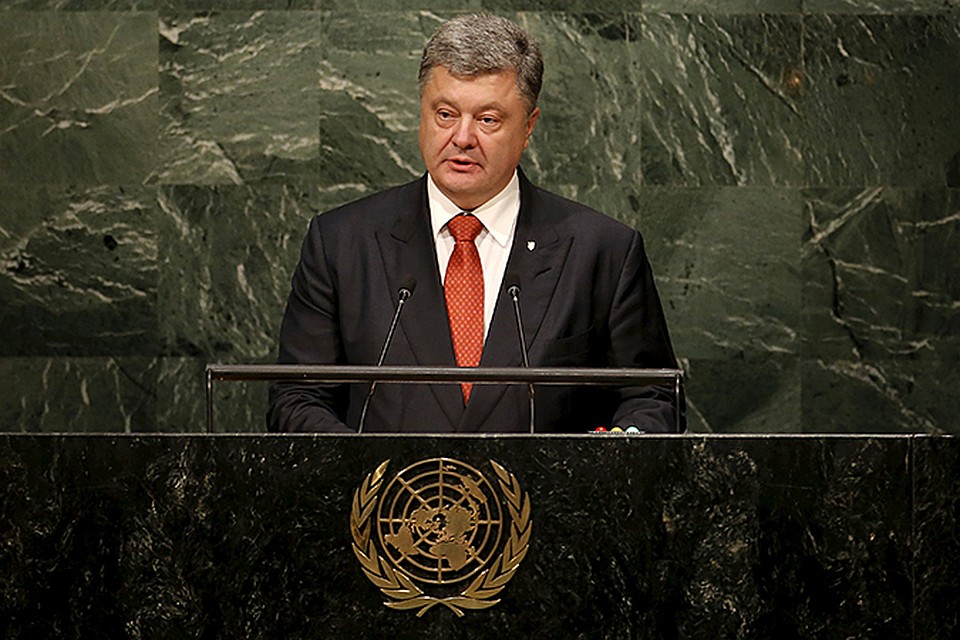 Некоторые СМИ уже посчитали, что выступление Порошенко уже состоялось вечером воскресенья, но они просто немного перепутали