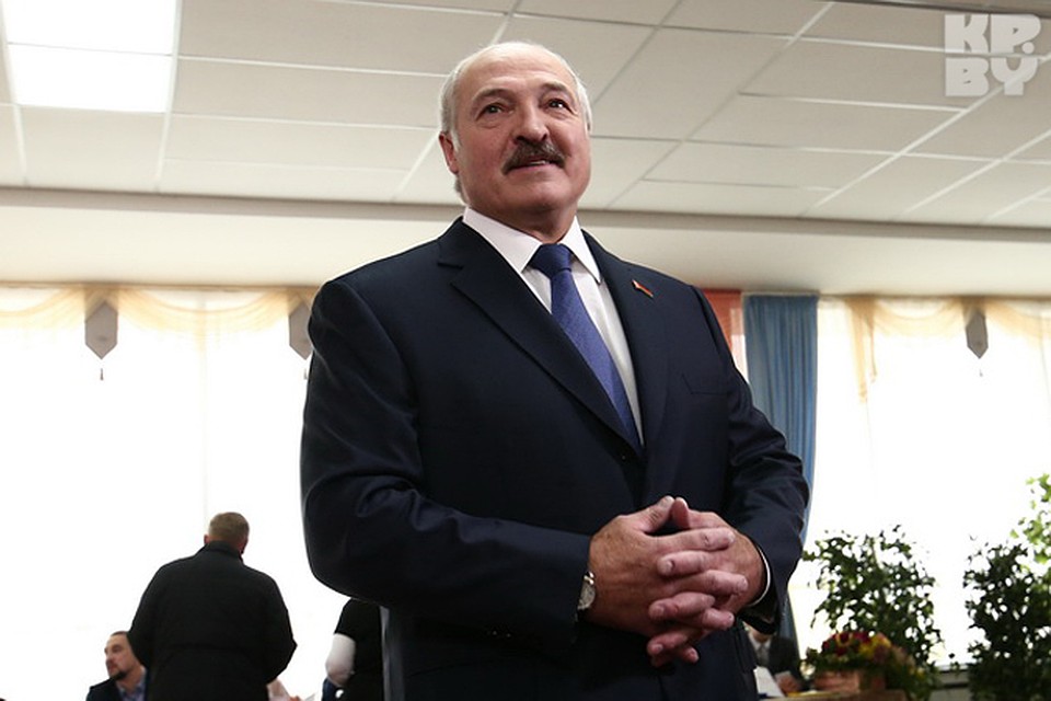 Александр Лукашенко принял участие в выборах.
