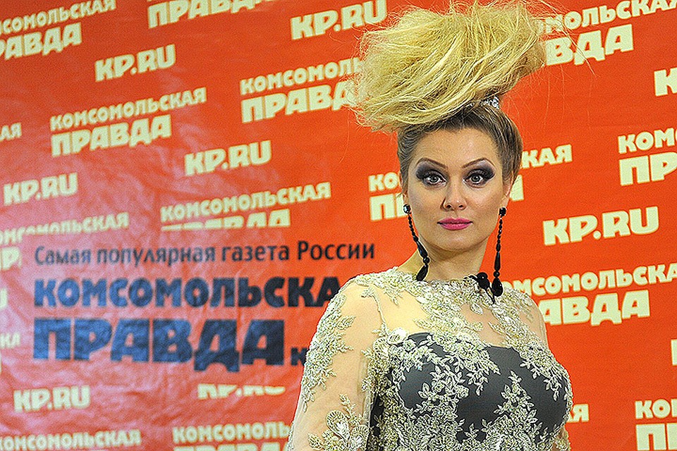 Известная бизнес-леди, писательница и фото-модель решила переехать из надоевшего ей Парижа обратно в Москву