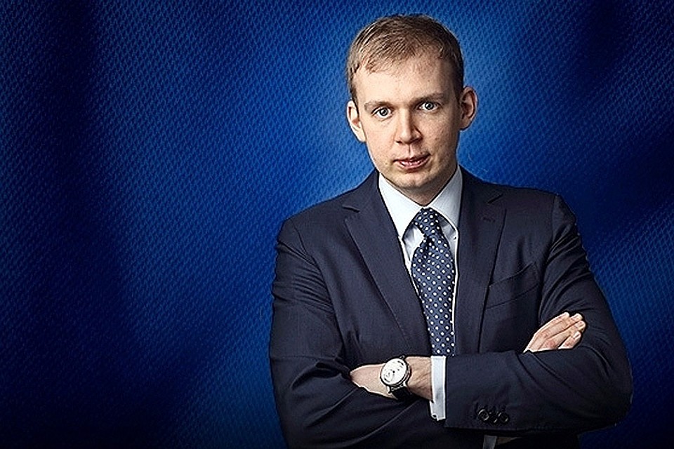 До войны он, благодаря высоким связям с семьей Януковича, Сергей Курченко имел многомиллиардные активы в области энергетики, медиа и других отраслях. Фото: metallist.ua