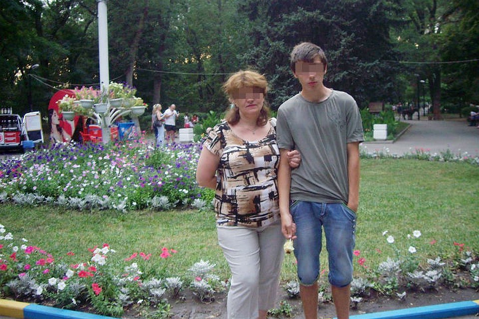 Мать души не чаяла в Алексее