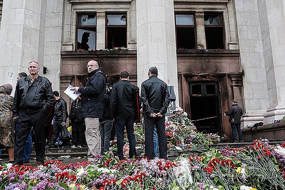 Дом профсоюзов в Одессе после трагедии.
