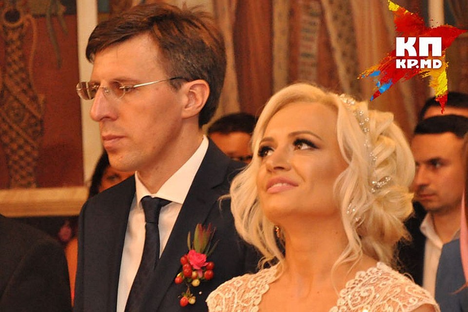 Мэр Кишинева Дорин Киртоакэ и журналистка Анишоара Логин сыграли свадьбу в мае
