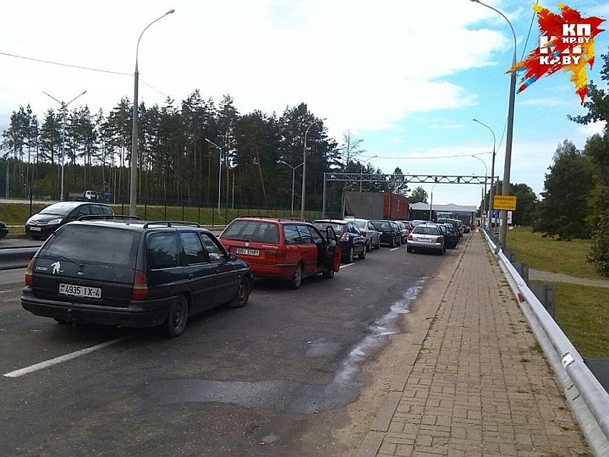 В приграничье считают, что ограничение не избавит погранпереходы от очередей.
