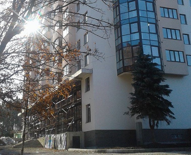 Строительство жилого дома по улице Христо Ботева 6 началось в 2014 году. Фото: ЦЖРМ