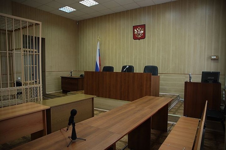 Сотрудницы банка незаконно сняли 240 тысяч рублей со счетов пенсионеров в Ангарске