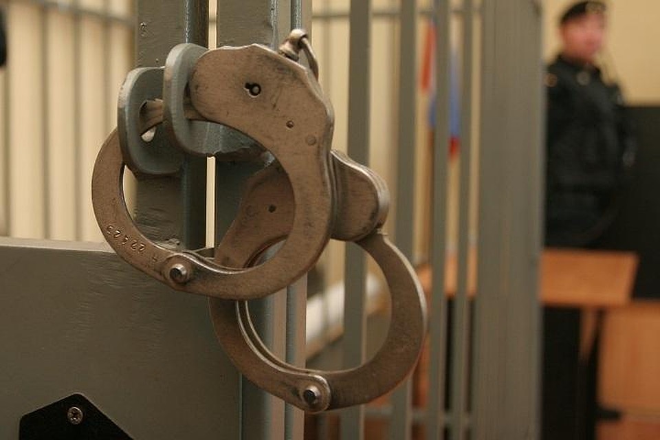 С подозреваемых взята подписка о невыезде.