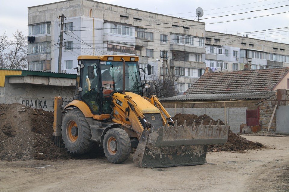 Последствия непогоды устраняют четыре бригады.