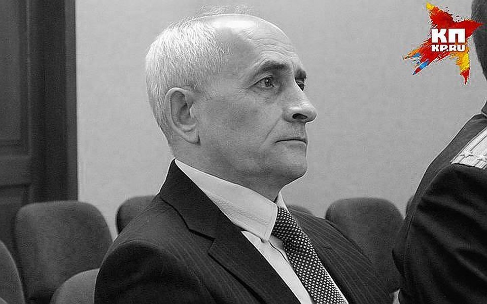 По всей видимости, Москаленко настолько боялся оказаться за решеткой, что предпочел свести счеты с жизнью.