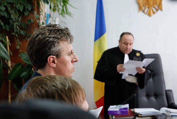 Столичный градоначальник Дорин Киртоакэ ближайшие 30 суток проведет под домашним арестом. Решение было принято судом Буюкан Источник: privesc.eu