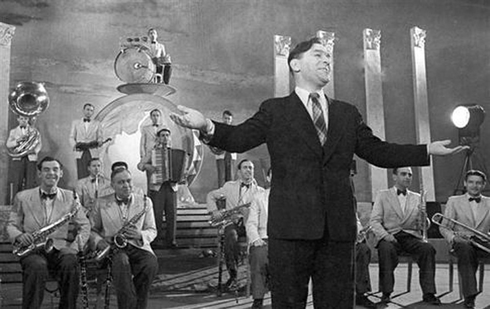 70-летний Леонид Осипович завел роман с 24-летней дочкой своей домработницы, которая и родила от него сын