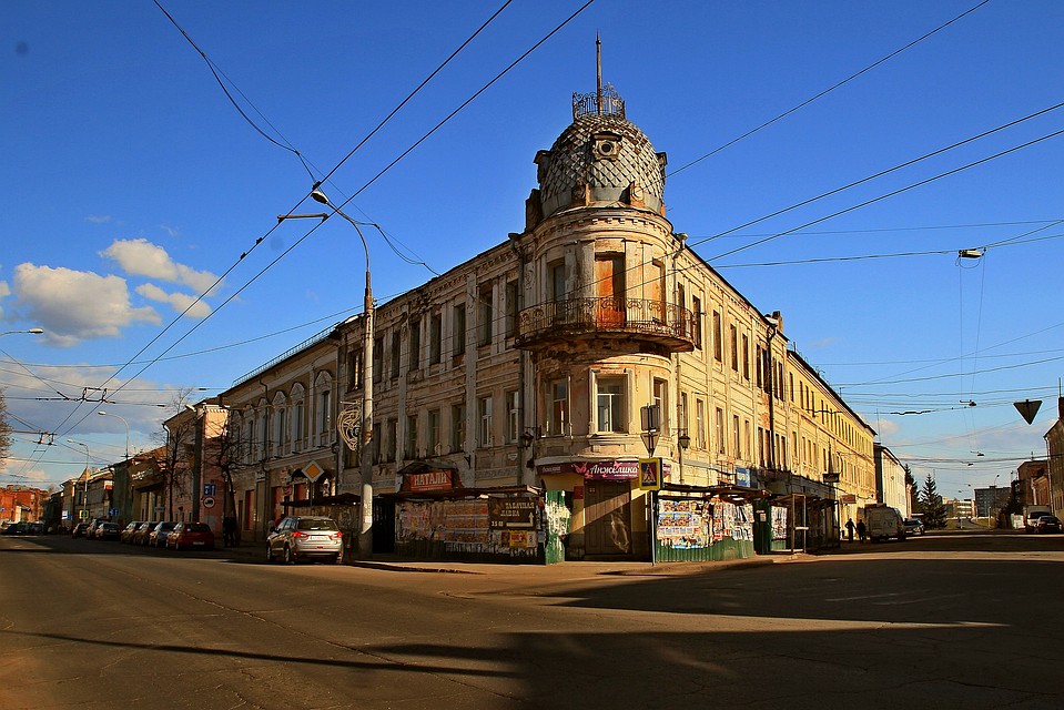 Ну чем не дом Зингера в Санкт-Петербурге? Фото: Евгений ВАСИН