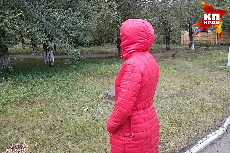Анна, мама Ларисы, до сих пор не может отойти от шока Фото: Ася ЖУКОВА