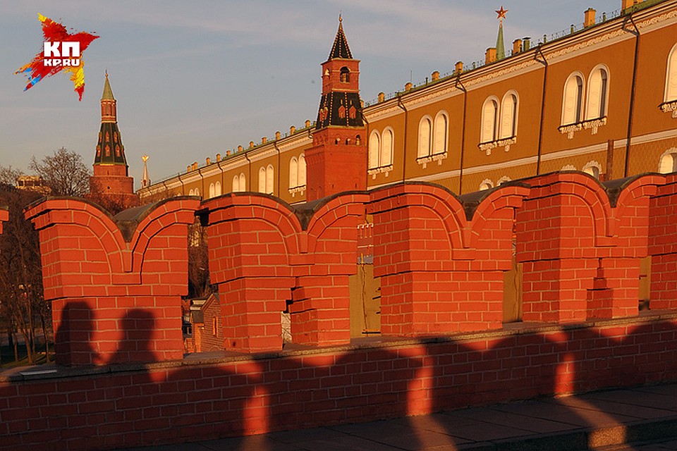 Стены Московского Кремля скрывают немало тайн. Фото: Владимир ВЕЛЕНГУРИН