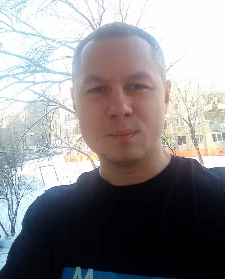 Руслан считает, что из-за Пракаша Джи он потерял свою семью