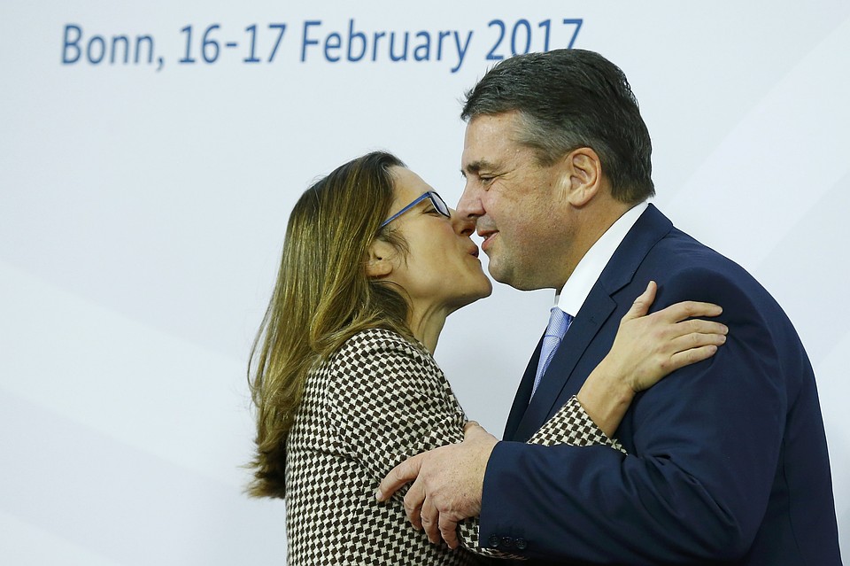 Министры иностранных дел Канады и Германии - Фриланд и Габриэль Фото: REUTERS
