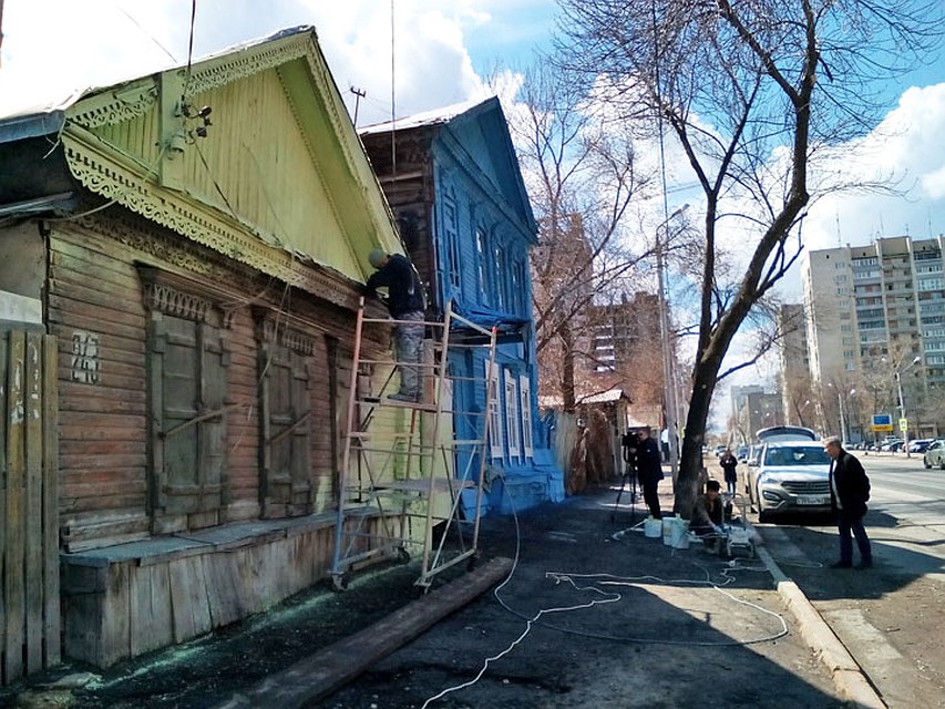 В ремонте фасадов сегодня нуждаются 456 многоквартирных домов. Фото: Марта КЛИМОВА
