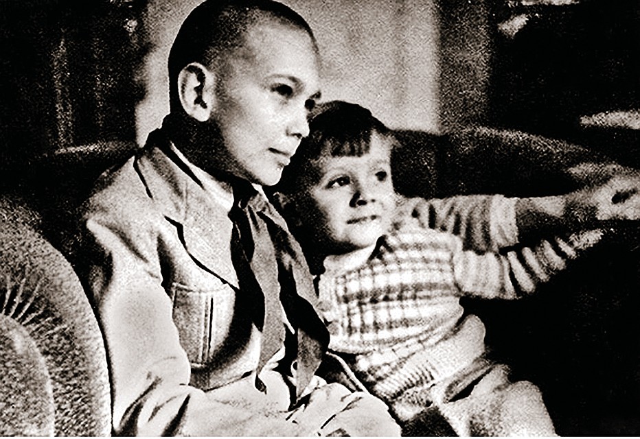 Андрей (слева) не давал Никите забыть, кто из них главный. Фото: konchalivsky.ru