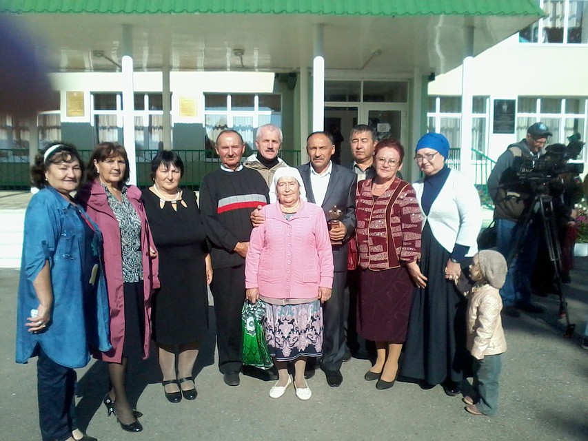 Семья Марата Ахметшина. Фото: Дарья СУББОТИНА