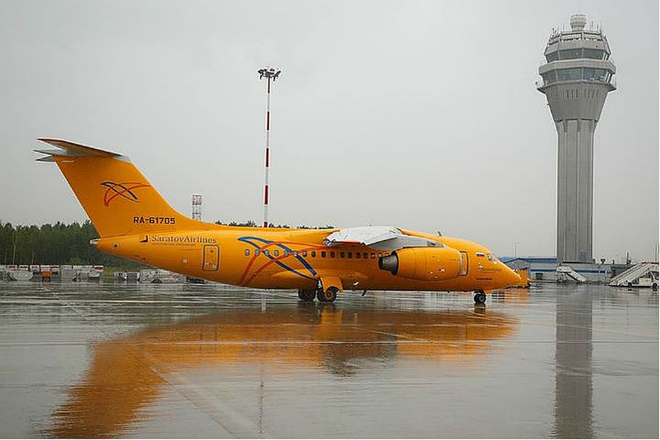 Так выглядят Ан-148 "Саратовский авиалиний" Фото: Александр ГЛУЗ