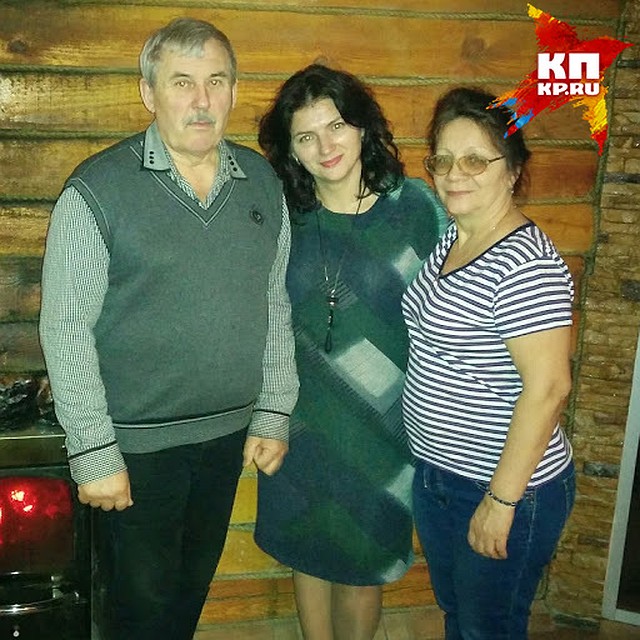 Татьяна вместе с родителями. Она была их единственной дочерью.