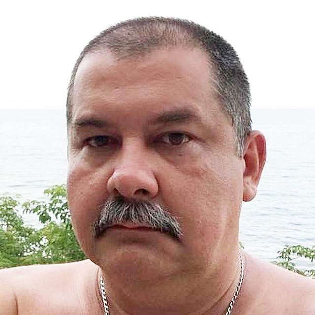 Сергей Лукьяненко сбрил бороду в честь победы России в матче с Испанией Фото: Личная страничка героя публикации в соцсети